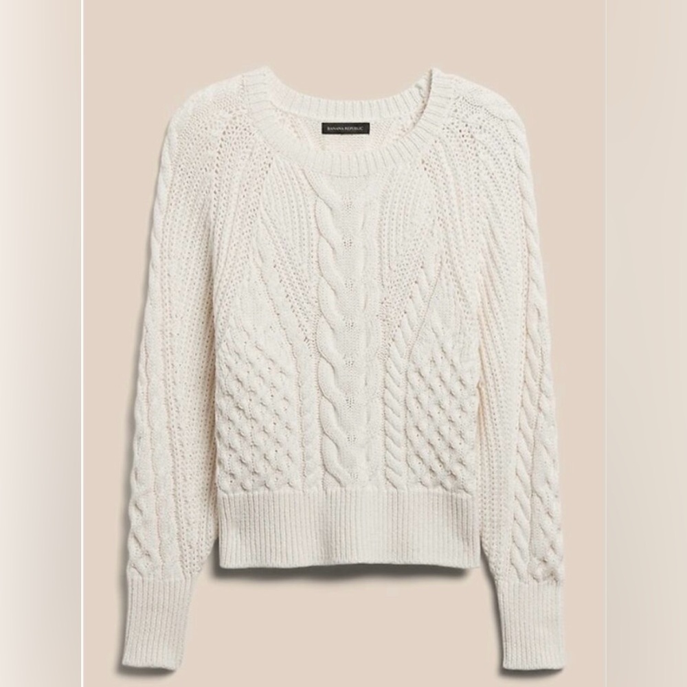 Banana Republic Women's Cream Cable Knit Sweater